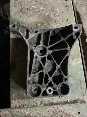 JPD000080 LAND ROVER Кронштейн компрессора кондиционера купить в Тернополь