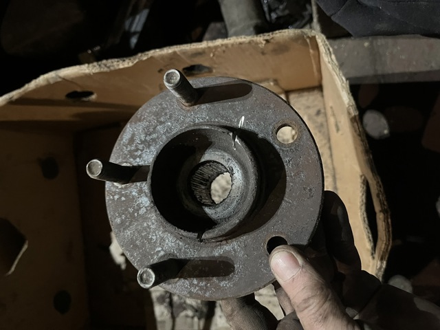 LC6233061D Mazda