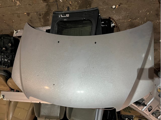 Капот LC6252310E MAZDA