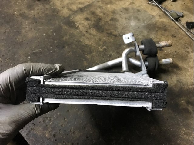 LC7061A10 MAZDA Радиатор печки купить в Винница