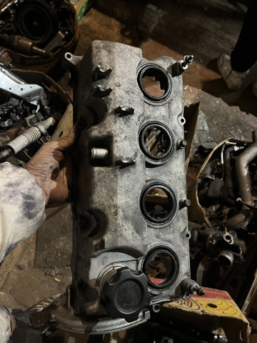 Крышка маслозаливной горловины LF0110250 MAZDA