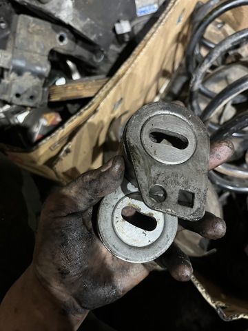 Ролик натяжителя ремня газораспределения LHP100840 LAND ROVER