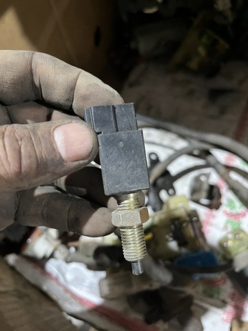 Жабка MB435457 MITSUBISHI
