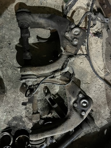 Верхняя шаровая опора MB860829 MITSUBISHI