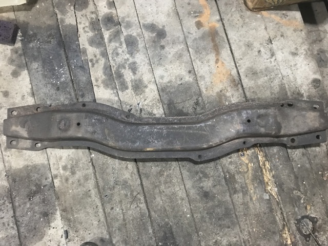 Крепление трансмиссии MB891751 MITSUBISHI
