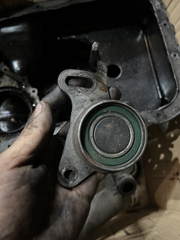 Натяжитель ремня балансировочного вала MD050125 MITSUBISHI