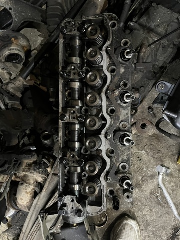Ось коромысла рокеров MD142361 MITSUBISHI