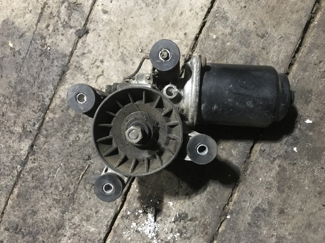 Мотор дворника MR109451 MITSUBISHI