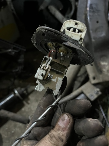 MR122795 MITSUBISHI Датчик уровня топлива в баке купить в Кривой Рог
