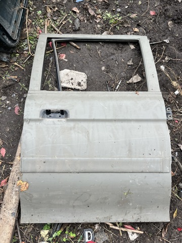 Задняя правая дверь MR178078 MITSUBISHI