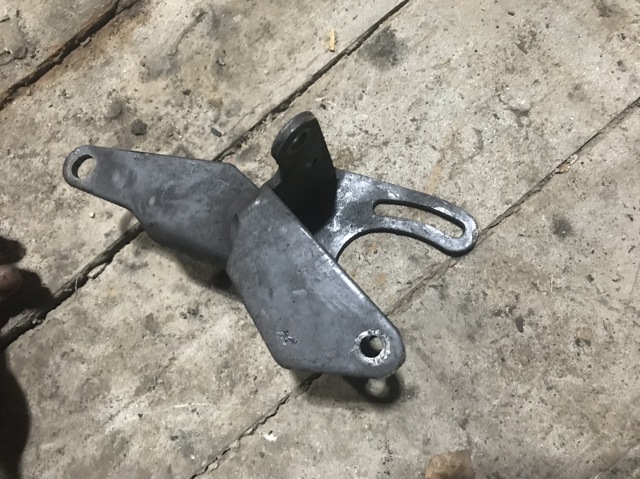 MR210174 MITSUBISHI Кронштейн насоса ГУР купить в Винница