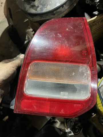 Задний левый стоп Mitsubishi Colt 5