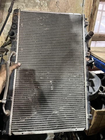 Радиатор MR299618 MITSUBISHI