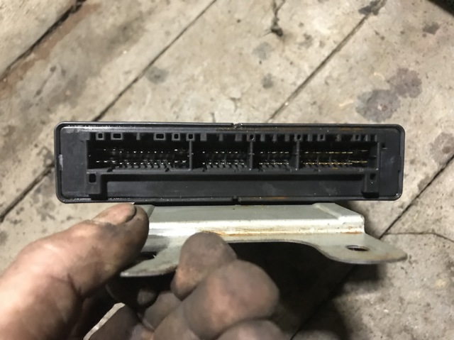 MITSUBISHI MR577084 Блок управления двигателем в наличии Киев
