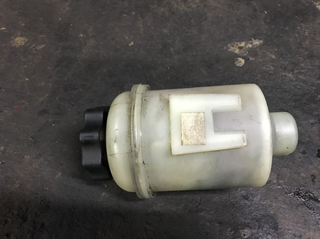 QFX100251 LAND ROVER Бачок ГУР купить в Николаев