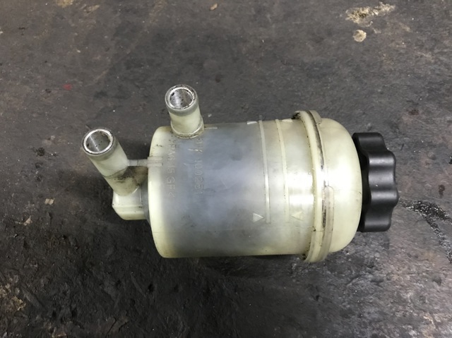 LAND ROVER QFX100251 Бачок насоса ГУР в наличии Черновцы