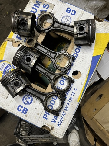 MAZDA RF5C11210 Шатун поршня двигателя в наличии Ровно