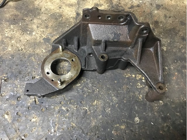 Кронштейн топливного насоса ТНВД RF5C13G00 MAZDA