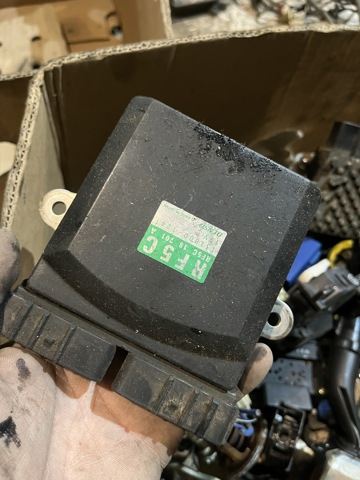ЭБУ двигателем RF5C18701A MAZDA
