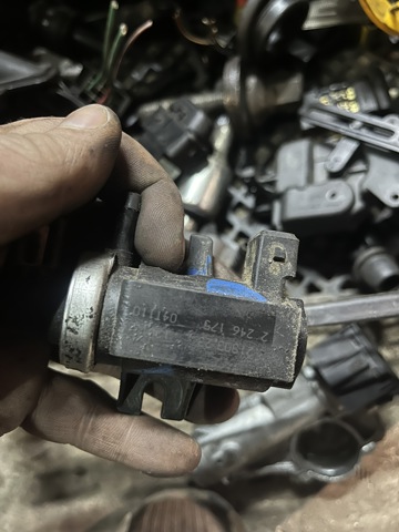 LAND ROVER STC4198 Клапан преобразователь давления наддува (соленоид)  в наличии Полтава