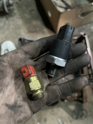 Манометры Альфа-ромео 146