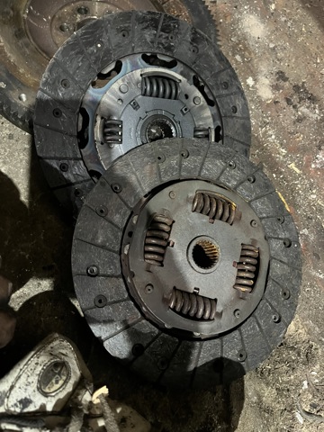Диск сцепления UQB000040 LAND ROVER