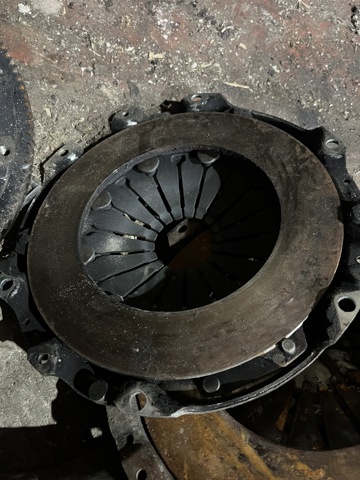 URB000070 LAND ROVER Корзина сцепления купить в Киев