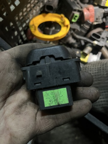LAND ROVER YUF000200LNF в наличии Чернигов