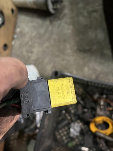 Реле поворотников YWB10012 LAND ROVER