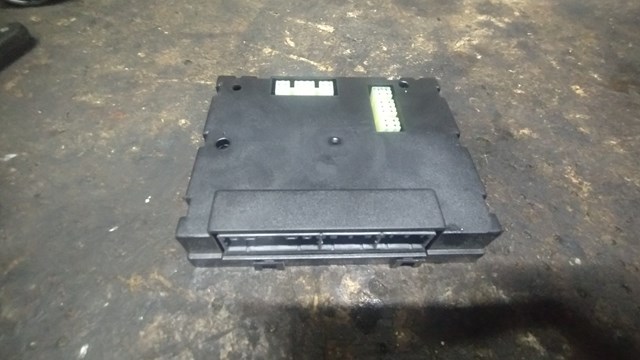 Блок комфорта YWC500210 LAND ROVER