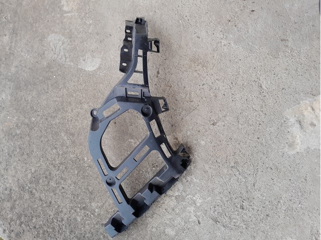 PEUGEOT 9811280480 Направляющая заднего бампера левая в наличии Полтава