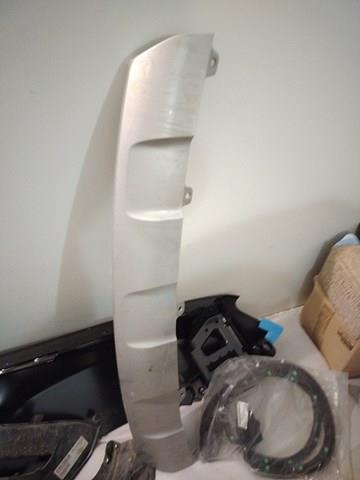 J692803513 CHERY Накладка бампера переднего центральная купить в Винница
