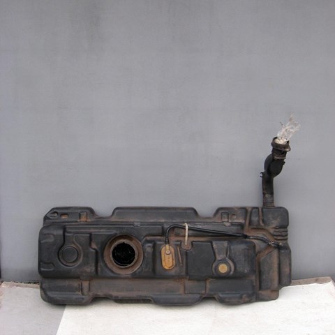 Бензобак Mercedes Vito 2