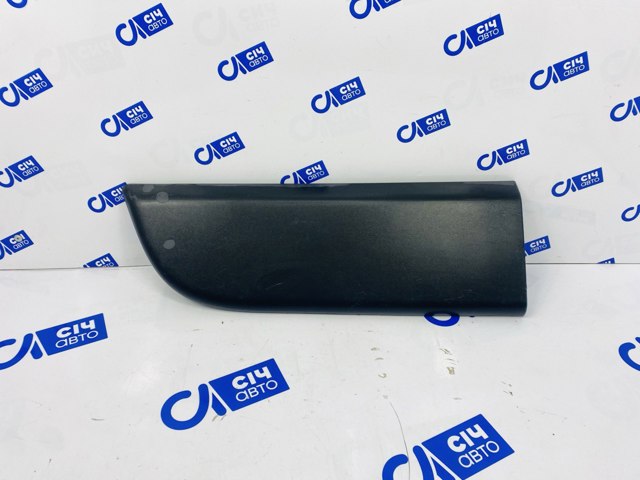 Молдинг передней левой двери, нижний 808210166R RENAULT