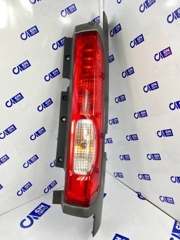 Фонарь задний правый Renault Trafic 2