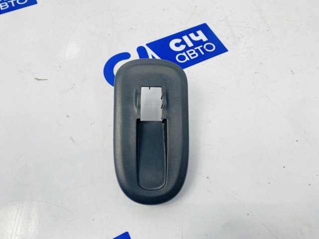 Кнопки переднего правого стеклоподъёмника 8200548968 RENAULT