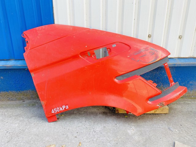 Правое крыло 99489371 IVECO