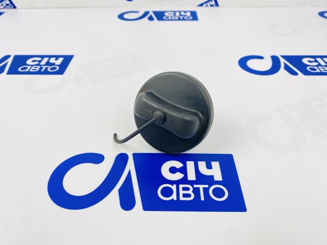 Пробка топливного бака A0004704605 MERCEDES