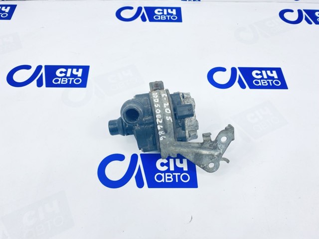 Насос охлаждения инвертора A0005002686 MERCEDES