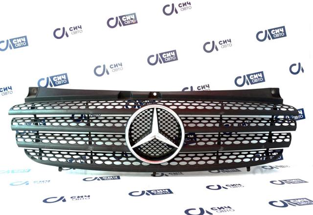 Облицовка радиатора A6398800185 MERCEDES