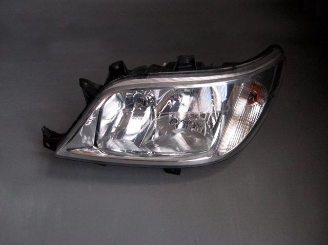 Фара левая передняя A9018202861 MERCEDES