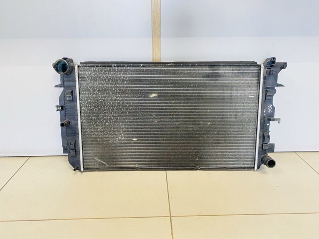 Радиатор охлаждения двигателя A9065000202 MERCEDES