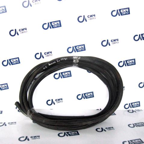 Уплотнитель двери боковой (сдвижной) A9066975098 MERCEDES