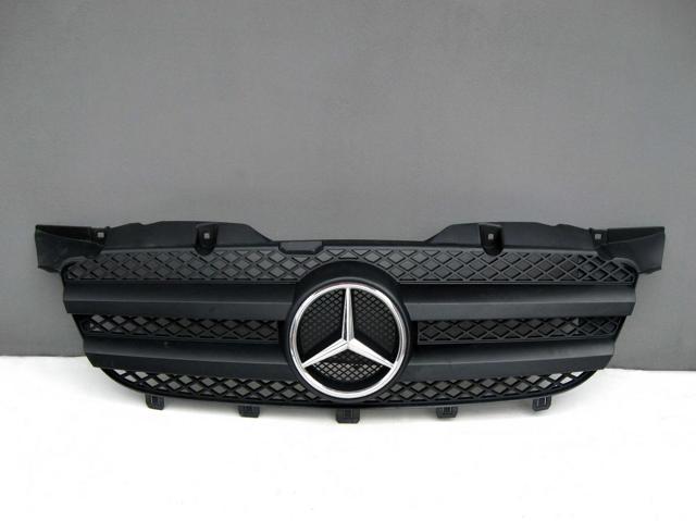 Решетка радиатора A9068800385 MERCEDES