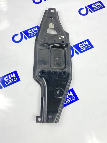 Кронштейн передней балки A9076220700 MERCEDES