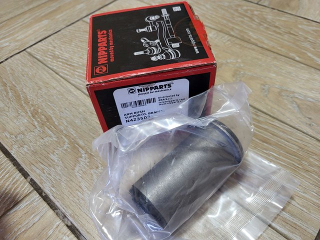 NIPPARTS N4235031 Сайлентблок переднего рычага в наличии Киев