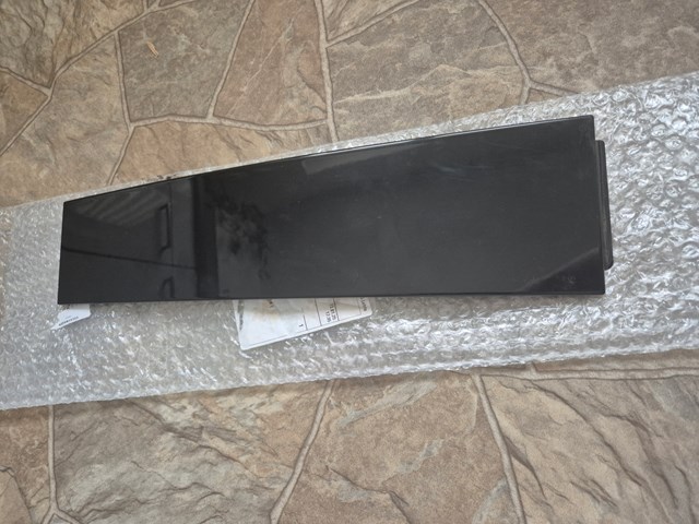 Накладка стойки кузова внешняя, задняя правая 5J7839902C041 VAG