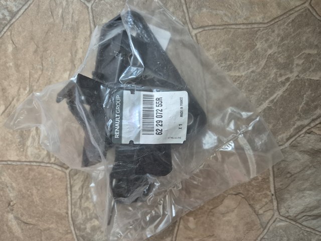 Кронштейн бампера переднего 622907255R RENAULT