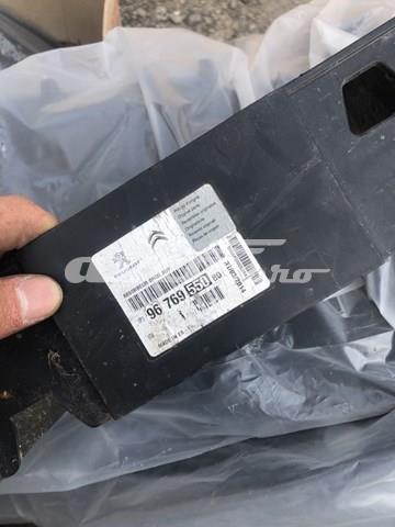 Наполнитель бампера переднего 9676955080 PEUGEOT