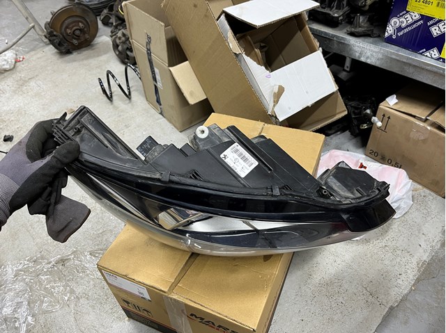 PEUGEOT 9677522980 Фара правая в наличии Полтава